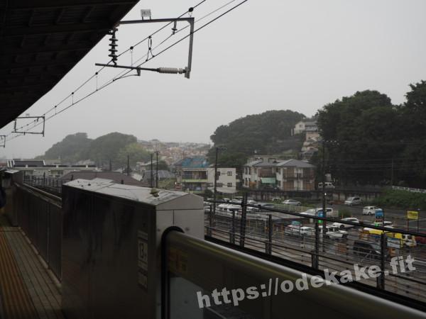 旅の写真（朝7:00の新幹線ホーム）
