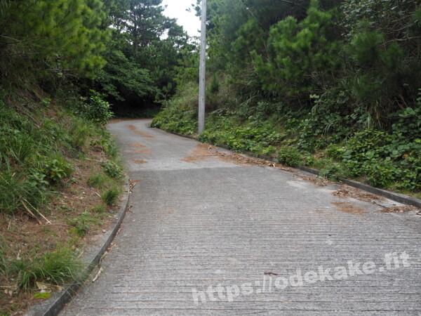 旅の写真／阿嘉島の天城展望台への坂道