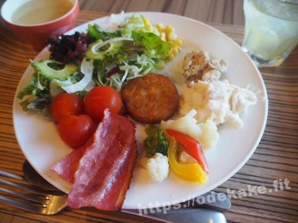 旅の写真／石垣島のブルーカフェのビュッフェプレート