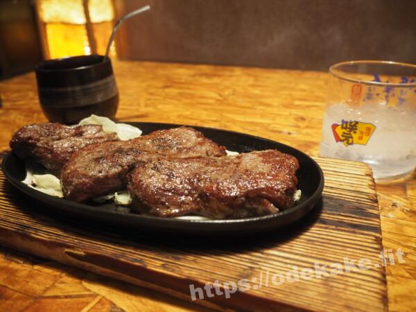 旅の写真／那覇国際通りの牛屋のステーキ