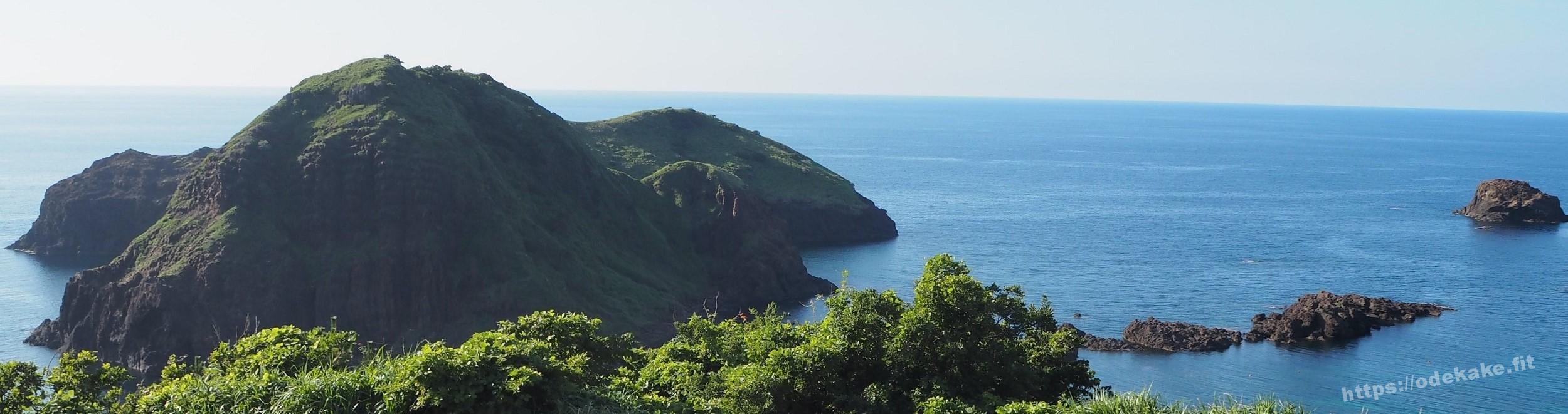 佐渡 二ツ亀が超超絶景 神々しい島 透明な海の写真集 お出かけ日和は旅びより 佐渡 二ツ亀が超超絶景 神々しい島 透明な海の写真集 お出かけ日和は旅びより