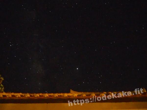 旅の写真／竹富島の伝統屋根と星空