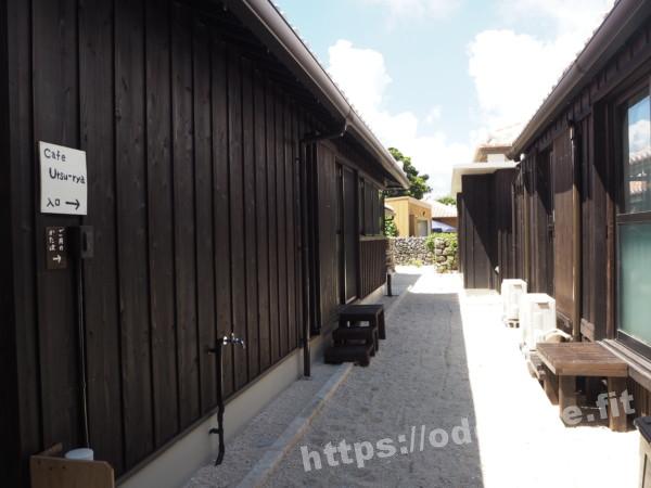 旅の写真／竹富島の民宿「内盛荘」の通路