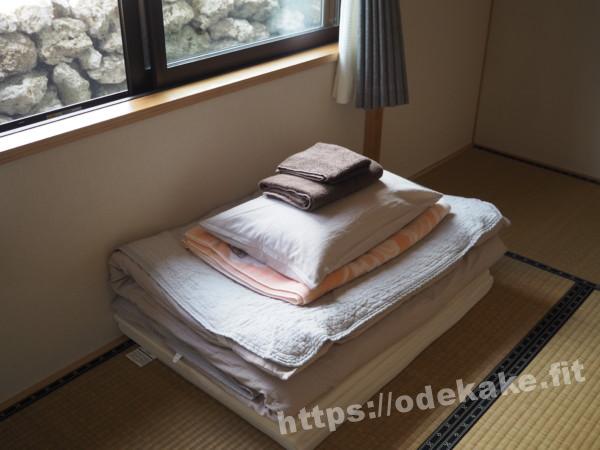旅の写真／竹富島の民宿「内盛荘」の宿泊した部屋のお布団
