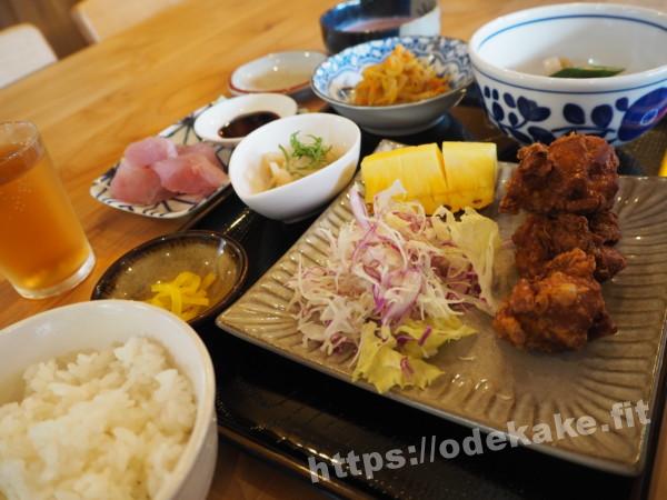 旅の写真／竹富島の民宿「内盛荘」の夕飯
